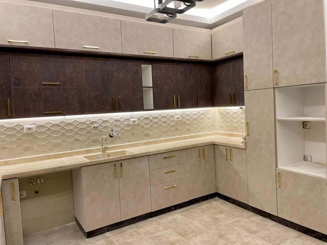 فني تركيب مطابخ المنيوم في جده